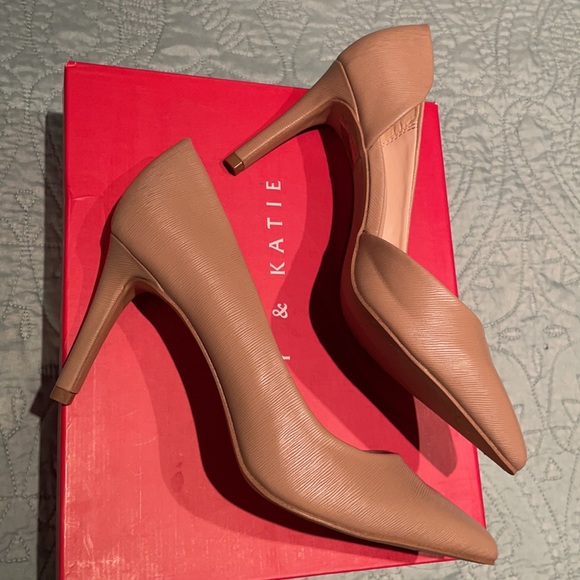 DONATED - Picture 4 of 10